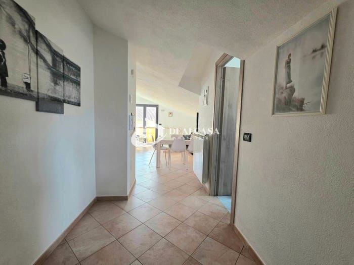 Casa quadrilocale in vendita in Via Lucio Apuleio, Centro, Nuoro