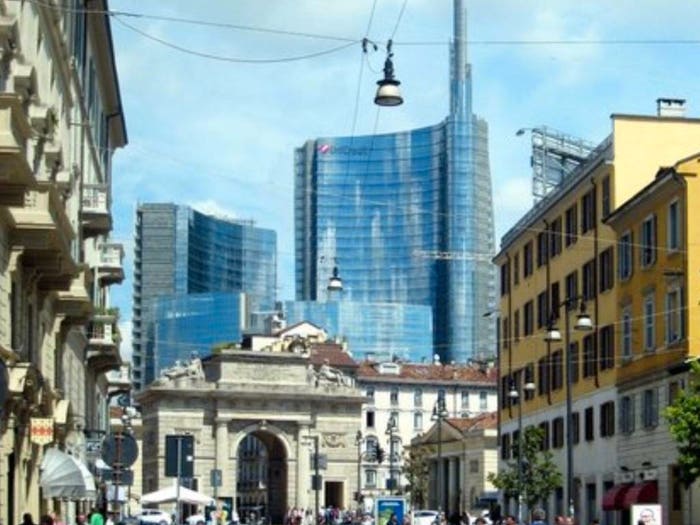 Appartamento quadrilocale in vendita in Corso Giuseppe Garibaldi, Moscova, Milano