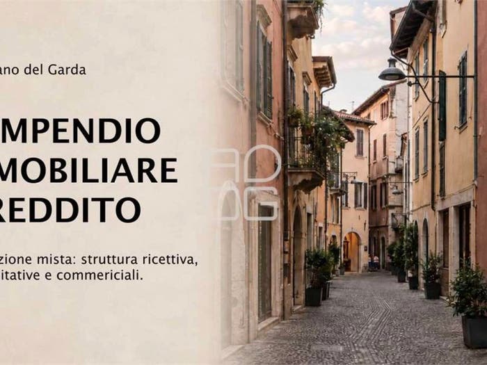 Casa con 6 locali in vendita in Piazza Malvezzi, Centro Storico, Desenzano del Garda