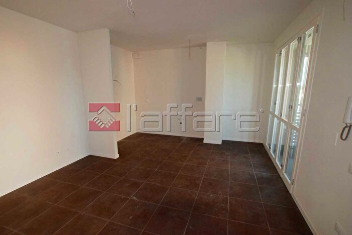 Appartamento trilocale in vendita in Pontedera