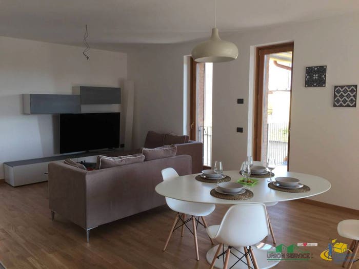 Casa con 6 locali in vendita in Via Alberto Zanlari, Vicofertile, Parma