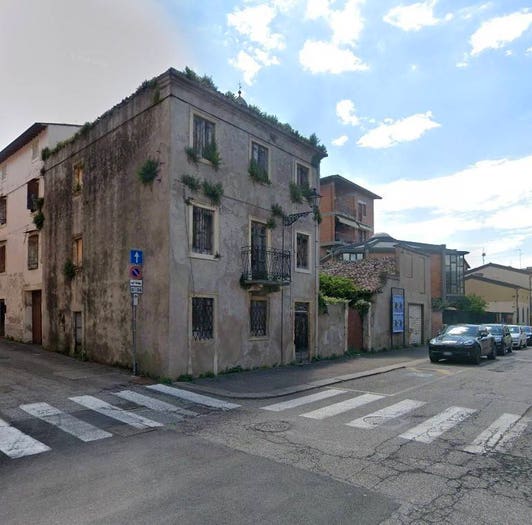 Casa con 6 locali in vendita in Corso Vittorio Emanuele II, Centro, Soave