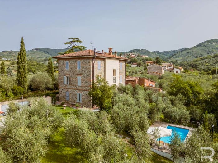 Casa con 6 locali in vendita in Via Stradella, Larciano
