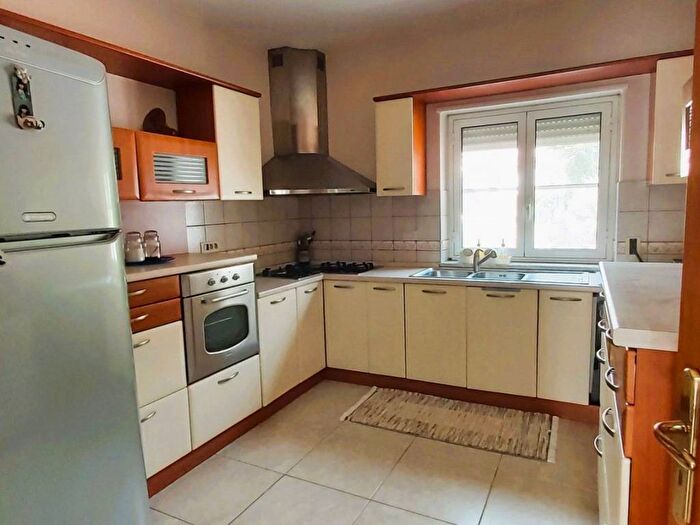 Appartamento con 6 locali in vendita in Via pietro nenni, Falerna Scalo, Falerna