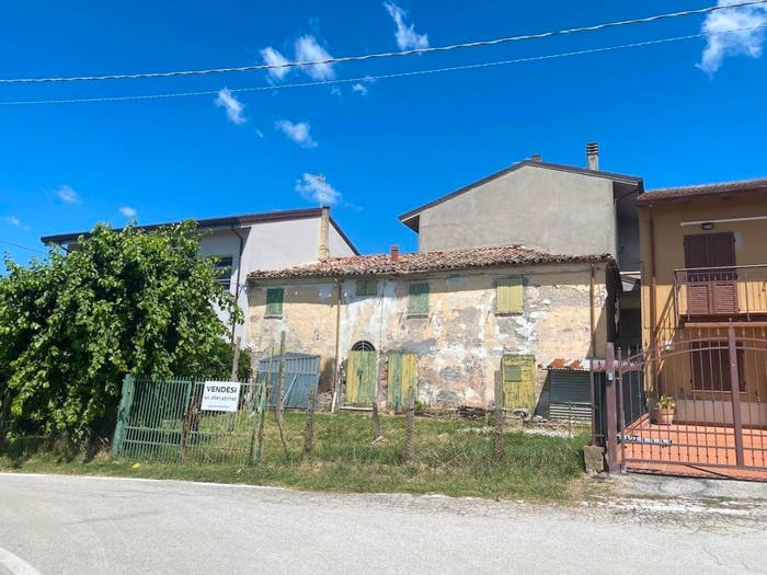 Casa con 5 locali in vendita in Via Lagone, San Lorenzo in Correggiano, Rimini