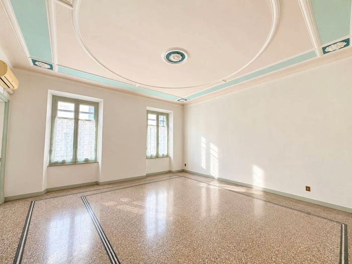 Appartamento con 5 locali in vendita in Via Verona, Borgo Rovereto Piscina, Alessandria