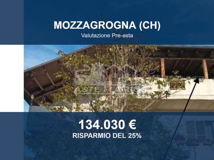Appartamento con 6 locali in vendita in Contrada Lucianetti NA, Lucianetti, Mozzagrogna
