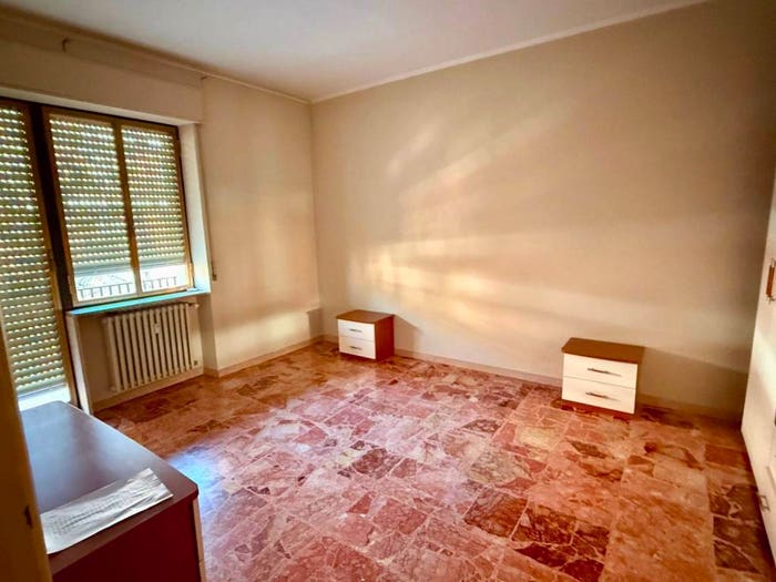 Appartamento trilocale in vendita in Borgo Piave Corso Europa Zona Ferrero, Alba