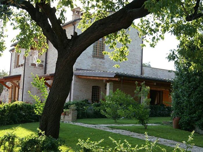 Casa con 6 locali in vendita in Contrada Ripoli SNC, Mosciano Sant'Angelo