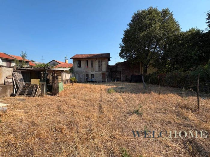 Casa in vendita in Via Senatore Giovanni Marcora, Centro, Inveruno