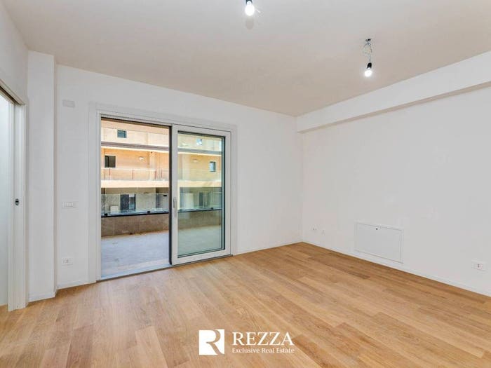Appartamento trilocale in vendita in Via Roccaraso, Cortina d'Ampezzo, Roma