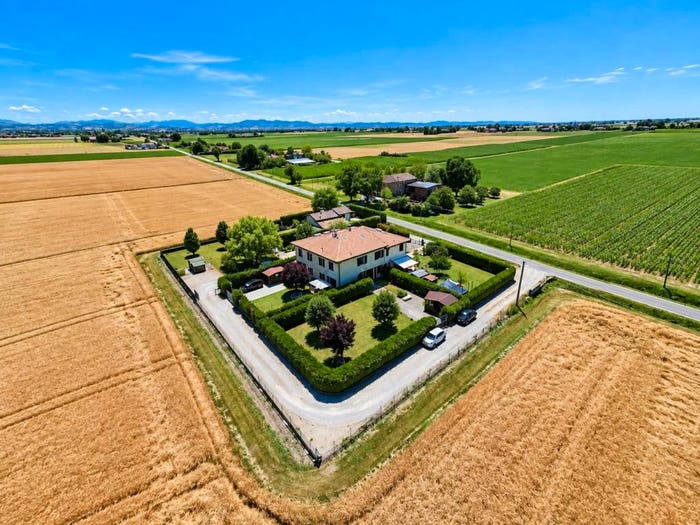 Casa quadrilocale in vendita in Via Molino, Castel Guelfo di Bologna