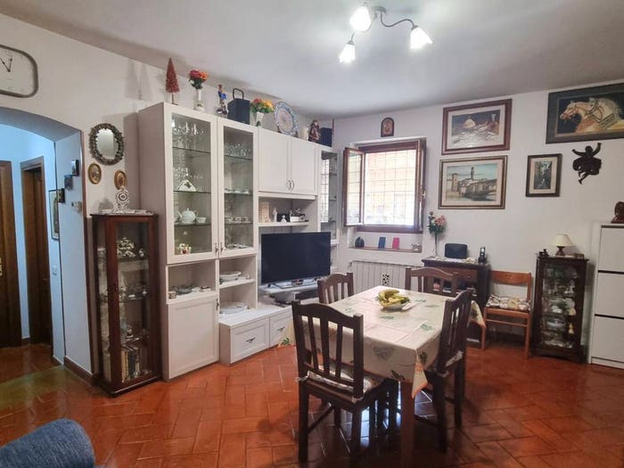 Appartamento bilocale in vendita in Via di Sotto, Brozzi, Firenze