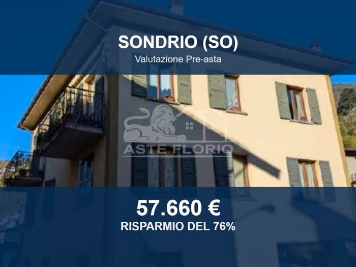 Appartamento con 6 locali in vendita in Via Fumagalli, Centro, Sondrio