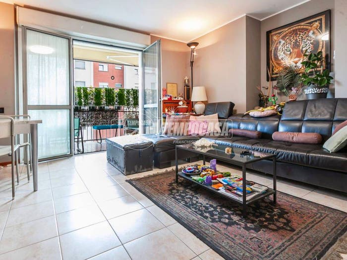 Appartamento trilocale in vendita in Via Carlo Perini, Quarto Oggiaro, Milano