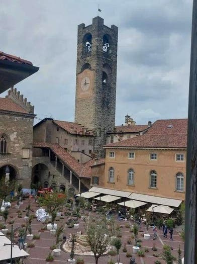 Appartamento quadrilocale in vendita in Via Gombito, Duomo Piazza Vecchia, Bergamo