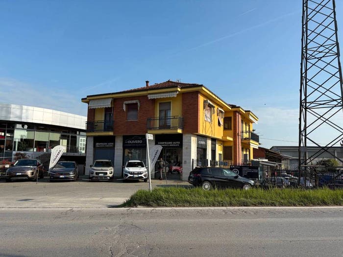 Casa con 6 locali in vendita in Via Torino, Centro, Fossano