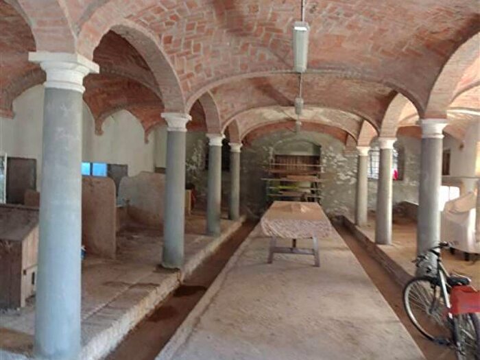 Casa con 6 locali in vendita in Portiolo, San Benedetto Po