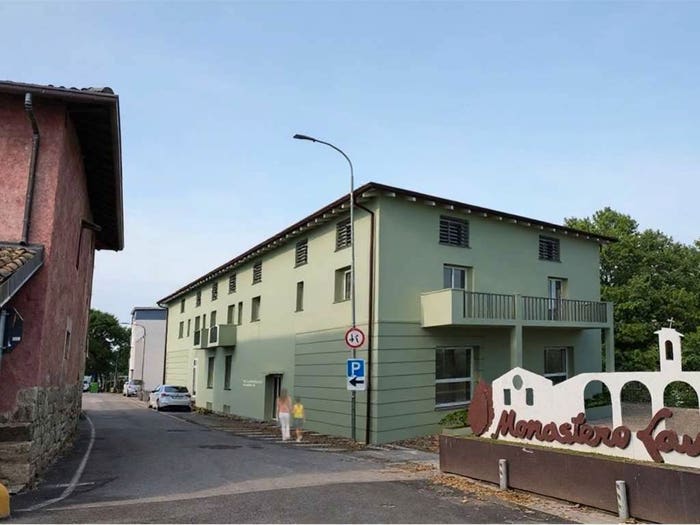 Appartamento trilocale in vendita in Via Padri Serviti, Centro, Calolziocorte