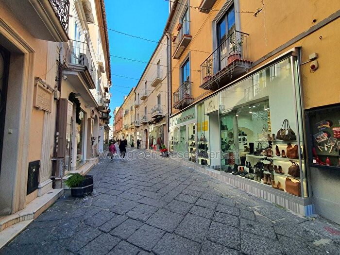 Appartamento trilocale in vendita in Via San Giovanni, Corso Trieste, Caserta