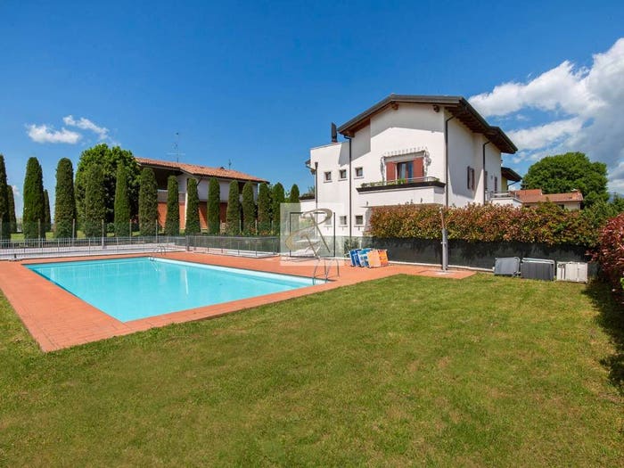 Casa trilocale in vendita in Via Paiari, Centro, Lazise