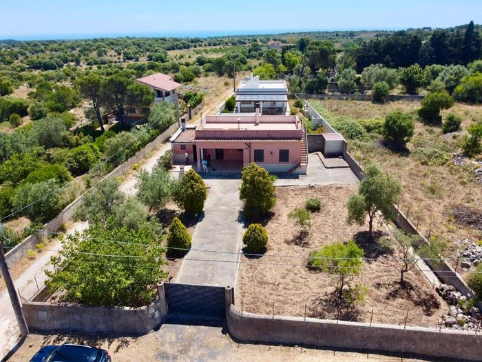 Casa in vendita in Avola