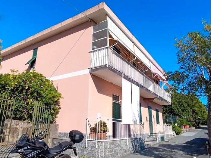 Appartamento quadrilocale in vendita in Via San Rocco, Pratozanino, Cogoleto