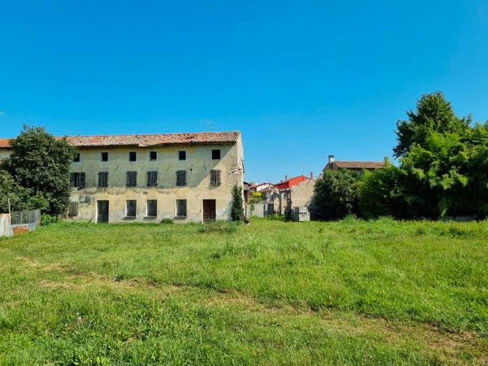Casa con 6 locali in vendita in Via Santa Libra, Ronchis