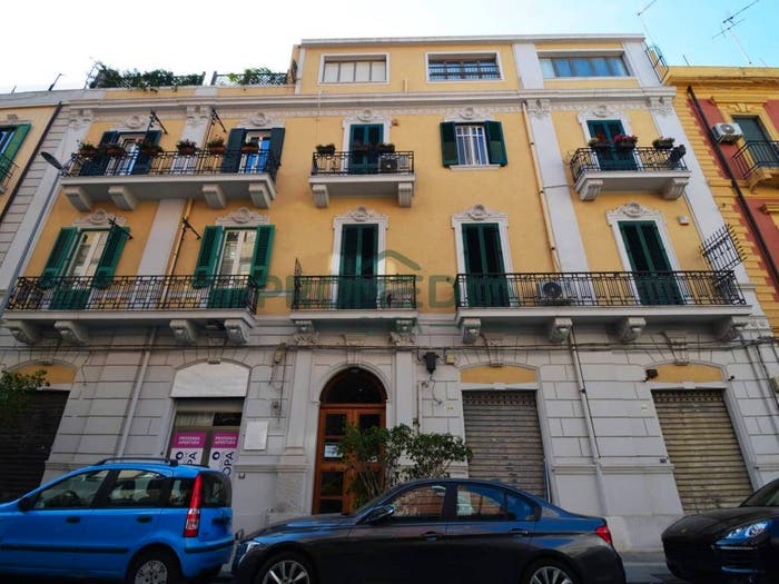 Appartamento quadrilocale in vendita in Via dei Mille, San Martino, Messina