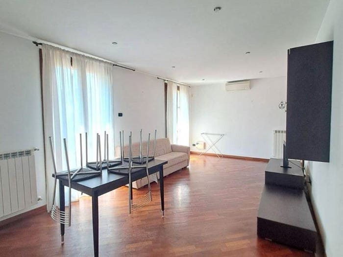 Appartamento trilocale in vendita in Via Pietro Negroni, Sant'Ambrogio, Cremona