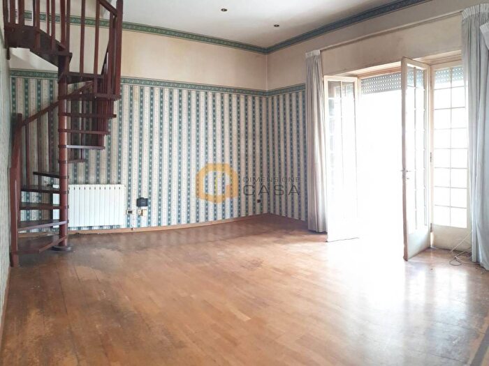 Casa con 6 locali in vendita in Piazza Santa Caterina da Siena, Centro, Viareggio