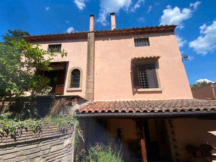 Casa con 6 locali in vendita in Strada dei Piani, Giove