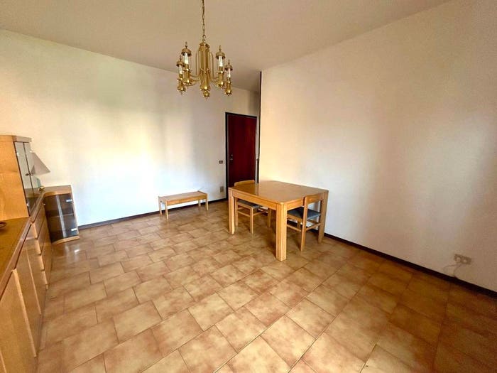 Appartamento bilocale in vendita in Viale Ciro Menotti, Viali, Modena
