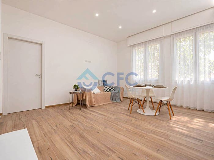 Appartamento quadrilocale in vendita in Via Civenna, Certosa, Milano