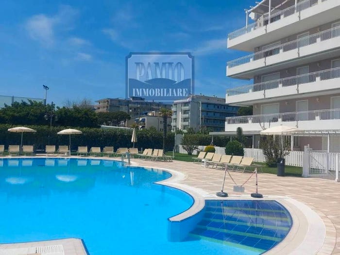 Appartamento con 6 locali in vendita in Lido Centro Ovest, Jesolo