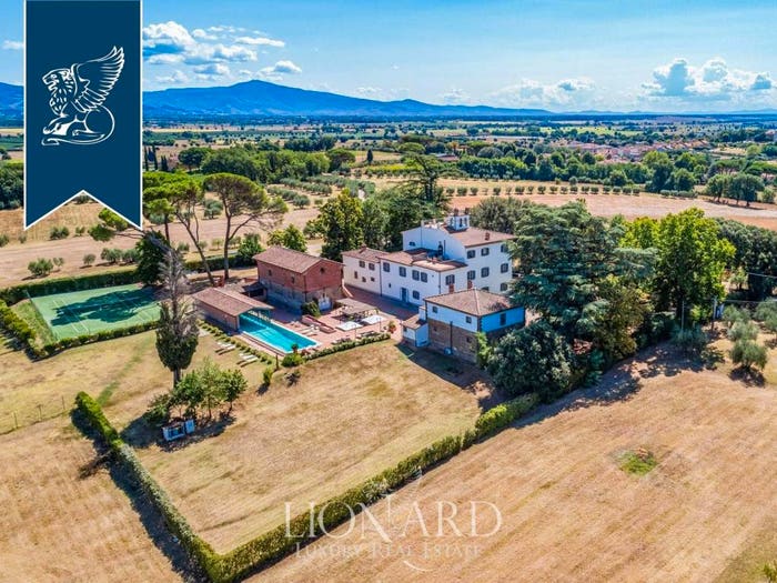 Casa con 6 locali in vendita in Monte San Savino