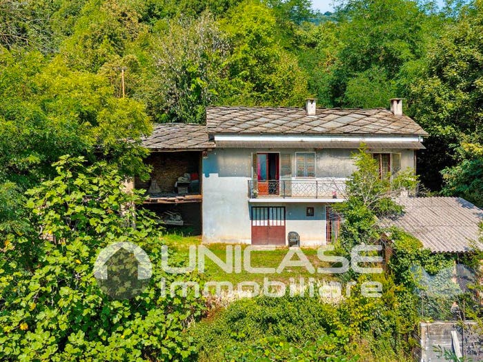 Casa trilocale in vendita in Via Mogliane, Bagnolo Piemonte