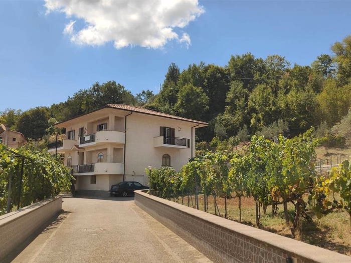 Appartamento con 6 locali in vendita in via cesare battisti, Centro, Paterno Calabro