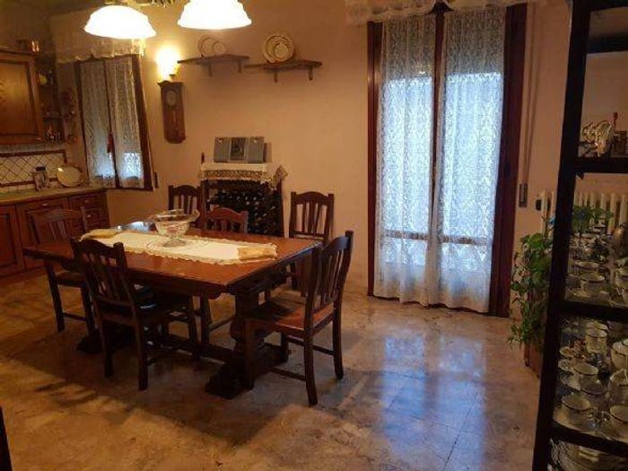 Appartamento con 5 locali in vendita in Incisa In Val D'Arno, Figline e Incisa Valdarno