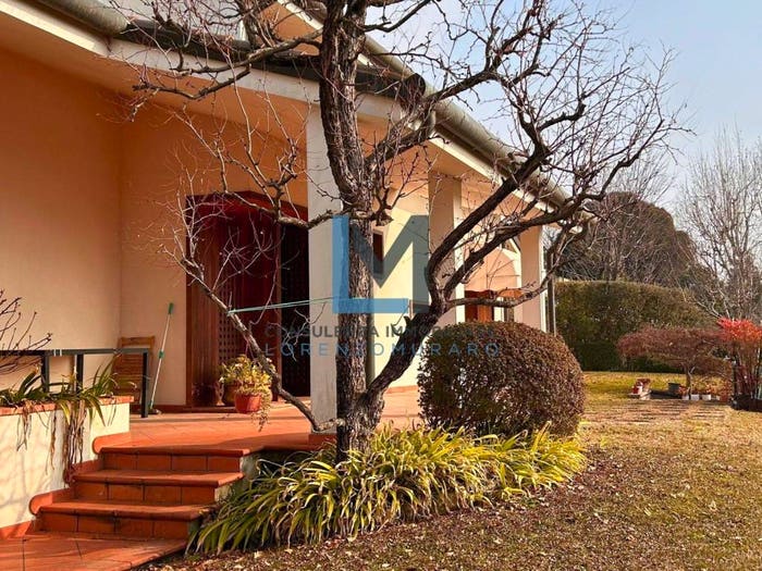 Casa con 6 locali in vendita in Centro, Montebelluna