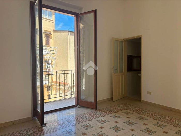 Casa quadrilocale in vendita in Via Masaniello, Centro, Alcamo