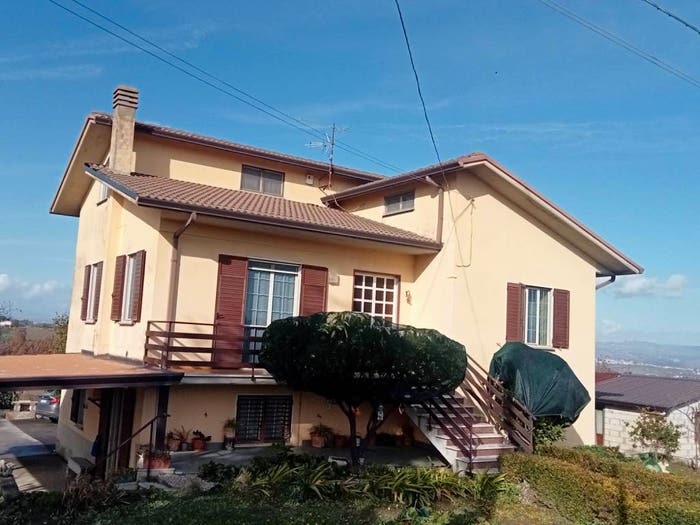 Casa quadrilocale in vendita in Contrada Vertecchia, Pietradefusi