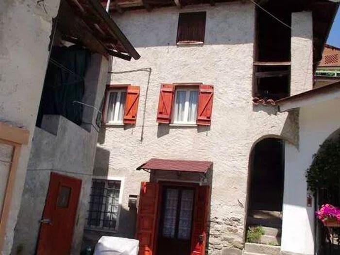 Casa quadrilocale in vendita in Via Molino, Torreratti Persi, Borghetto di Borbera