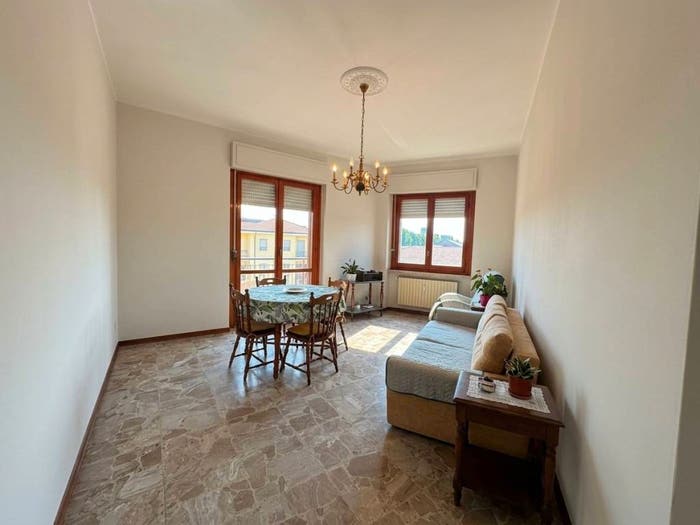 Appartamento con 5 locali in vendita in Via Monterotondo, Piazza Genova, Alessandria