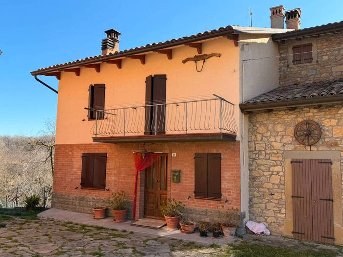 Casa con 6 locali in vendita in Lama Mocogno
