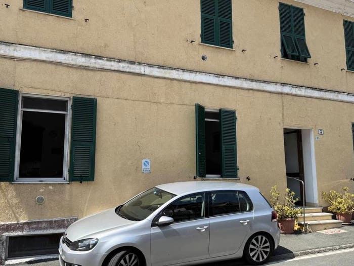 Appartamento trilocale in vendita in Via Grossi Bianchi, Poggio, Sanremo