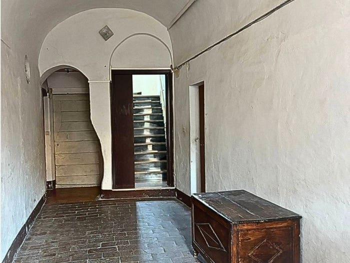 Appartamento quadrilocale in vendita in Piazza Sant'Antonio, Centro, Staffolo