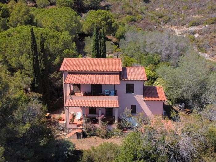 Casa con 6 locali in vendita in via dei forcioni, Campo nell'Elba
