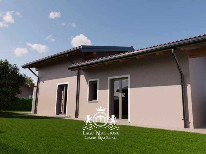 Casa con 5 locali in vendita in Viale Vittorio Veneto, Centro, Lesa