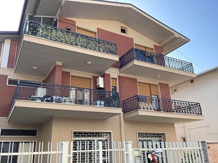 Casa con 10 locali in vendita in Alba Adriatica